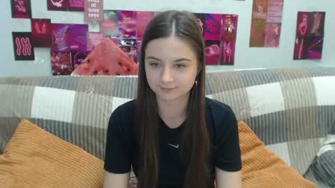 milanaroz online show from 06/27/26, 12:44