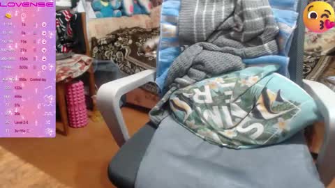 Luna-- link in bio online show from 10/10/25, 04:06