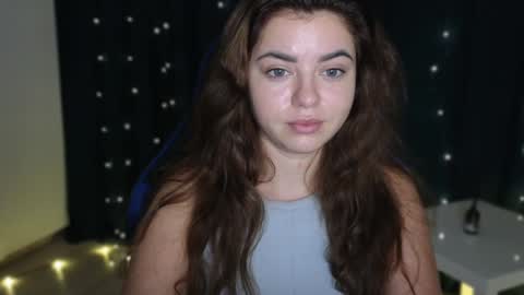 Snapshot of milania_hot_foxy chatting on 12/02/24, 02:09 Mila online show from 12/02/24, 02:09