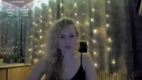 milanna_x online show from 01/12/26, 07:41