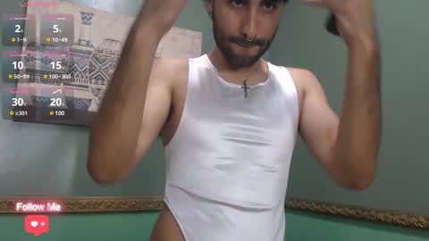 Snapshot of milanzaire chatting on 01/31/25, 12:39 milanzaire online show from 01/31/25, 12:39