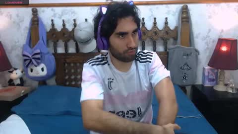 Snapshot of milanzaire chatting on 03/03/25, 02:04 milanzaire online show from 03/03/25, 02:04