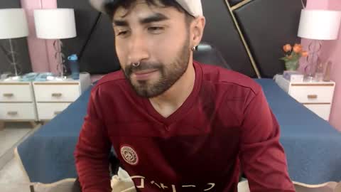 Snapshot of milanzaire chatting on 10/18/25, 09:59 milanzaire online show from 10/18/25, 09:59