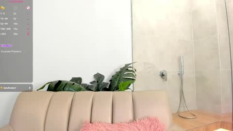 Sexy Mila  online show from 05/14/26, 01:51