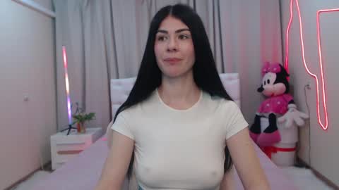 Snapshot of milasecretsss chatting on 05/16/26, 06:21 milasecretsss online show from 05/16/26, 06:21