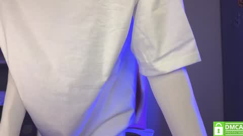 Mila online show from 12/14/24, 10:34