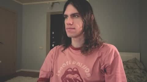 Mila online show from 04/06/26, 11:16