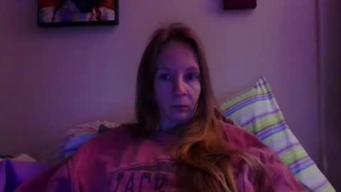 Mila online show from 04/08/26, 01:00