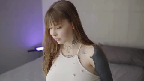 Snapshot of mileeena chatting on 01/23/25, 07:32 M Telegram mamagotachannel online show from 01/23/25, 07:32