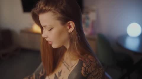 Snapshot of mileeena chatting on 09/19/25, 03:13 M Telegram mamagotachannel online show from 09/19/25, 03:13