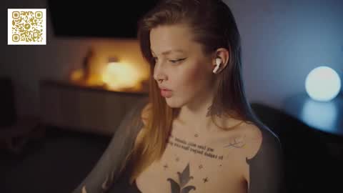 Snapshot of mileeena chatting on 10/16/25, 02:18 M Telegram mamagotachannel online show from 10/16/25, 02:18