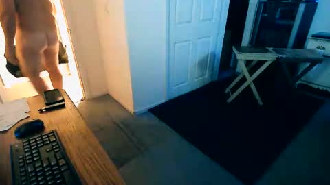 Milehi1958 online show from 10/27/25, 09:24