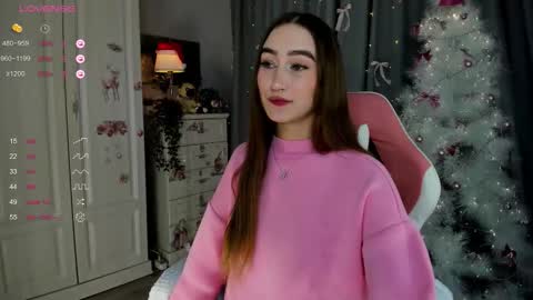 Mia online show from 12/17/25, 09:37