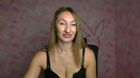 Milena online show from 04/16/26, 05:52