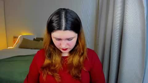 milenafiery online show from 06/19/26, 06:23