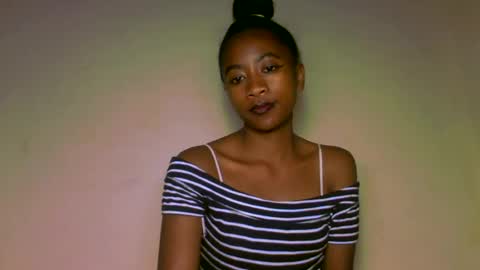 milennah online show from 06/12/26, 05:01