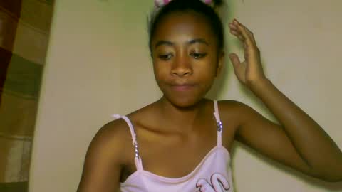 milennah online show from 06/15/26, 04:31