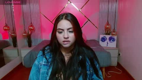 Snapshot of miley_clarck chatting on 04/02/26, 01:42 Miley online show from 04/02/26, 01:42