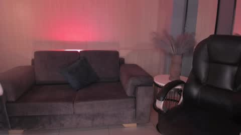 Snapshot of mileycruz_ chatting on 02/15/25, 09:38 Miley Cruz IG miley model23 online show from 02/15/25, 09:38