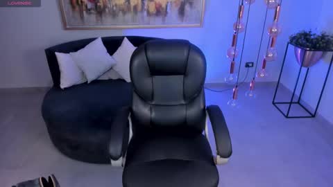 Miley Cruz  IG miley model23 online show from 01/15/26, 09:18