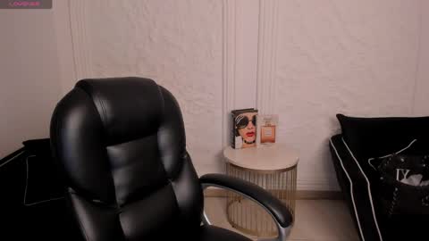 Miley Cruz  IG miley model23 online show from 04/04/26, 07:44