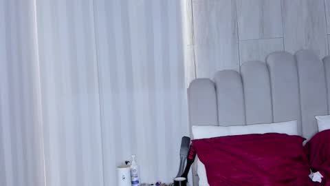 MILEY  online show from 10/04/25, 12:58