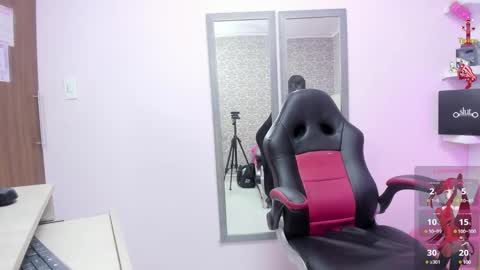 MILEY online show from 02/12/25, 08:18