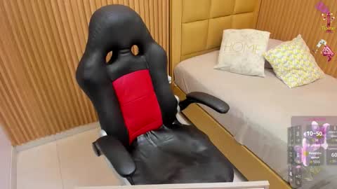 MILEY online show from 10/17/25, 08:11