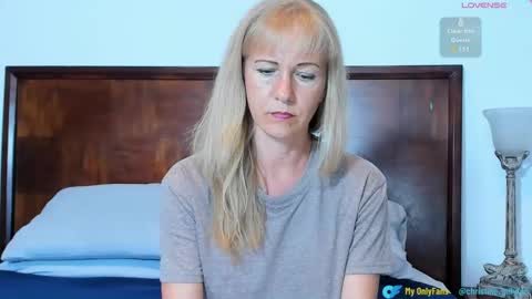 Christine online show from 01/07/25, 04:16