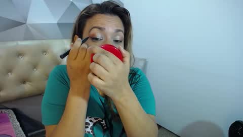 milf_hugeboobs online show from 11/30/25, 10:52