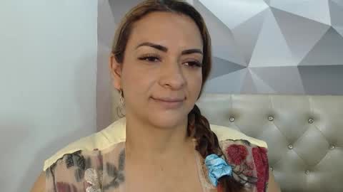 milf_hugeboobs online show from 01/12/26, 10:53