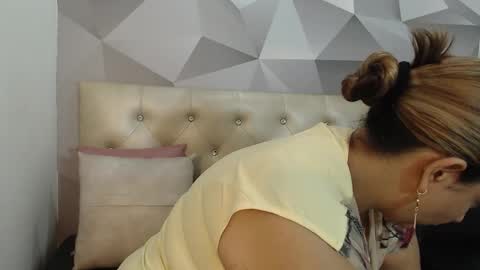 milf_hugeboobs online show from 02/11/26, 10:42