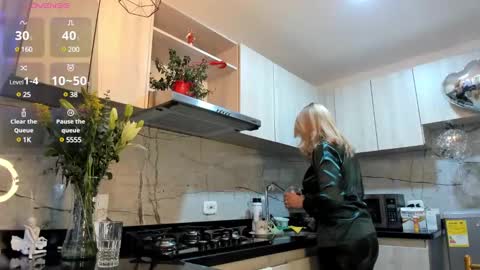 ASHLEY online show from 01/22/25, 05:06