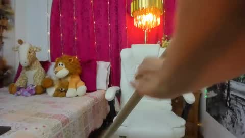 Snapshot of milfboobs_10 chatting on 02/11/25, 01:31 Nakary Bustamante online show from 02/11/25, 01:31