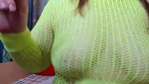 Snapshot of milfdeaa chatting on 11/24/25, 07:41 Dea online show from 11/24/25, 07:41