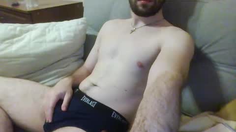 Snapshot of milfhunter20008 chatting on 03/27/26, 07:24 milfhunter20008 online show from 03/27/26, 07:24