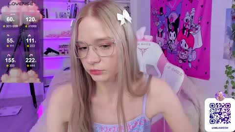 Snapshot of miliameow chatting on 02/11/25, 03:29 Milia online show from 02/11/25, 03:29