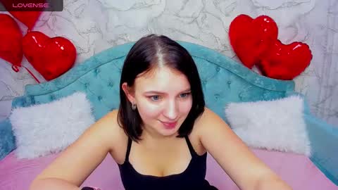 milinafox online show from 02/11/25, 10:59