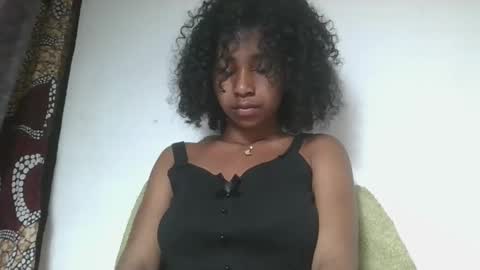 Snapshot of milinasy chatting on 02/13/26, 05:58 milinasy online show from 02/13/26, 05:58