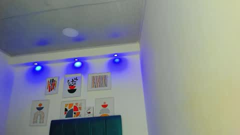 S O F I A online show from 12/14/25, 10:31