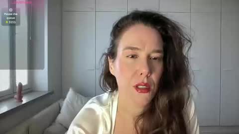 Milk online show from 04/09/26, 10:09