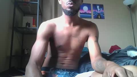 Milk Chocolate Sensei online show from 01/07/25, 04:37