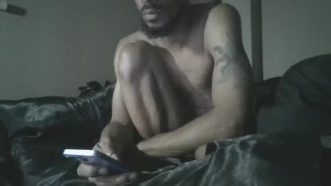 Milk Chocolate Sensei online show from 01/15/25, 03:43