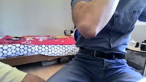 Snapshot of milkcock83 chatting on 10/11/25, 10:03 milkcock83 online show from 10/11/25, 10:03