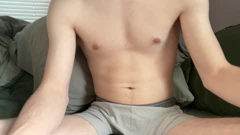 Snapshot of milkedboy964 chatting on 11/23/25, 05:02 milkedboy964 online show from 11/23/25, 05:02