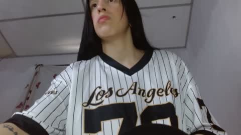 Amira online show from 12/21/24, 05:40