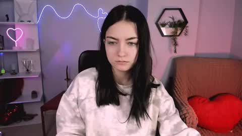 Snapshot of milki_wey chatting on 02/04/26, 07:03 Mila online show from 02/04/26, 07:03