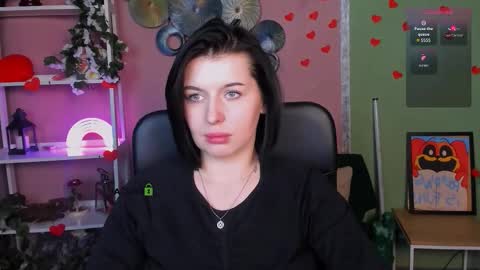 Snapshot of milki_wey chatting on 02/15/26, 04:03 Mila online show from 02/15/26, 04:03
