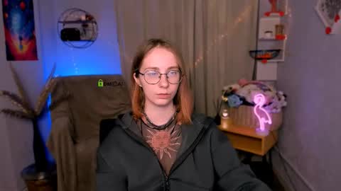 Snapshot of milki_wey chatting on 02/26/26, 08:08 Mila online show from 02/26/26, 08:08