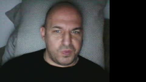 Snapshot of milkiwaay chatting on 12/14/25, 02:17 Milkiwaay online show from 12/14/25, 02:17